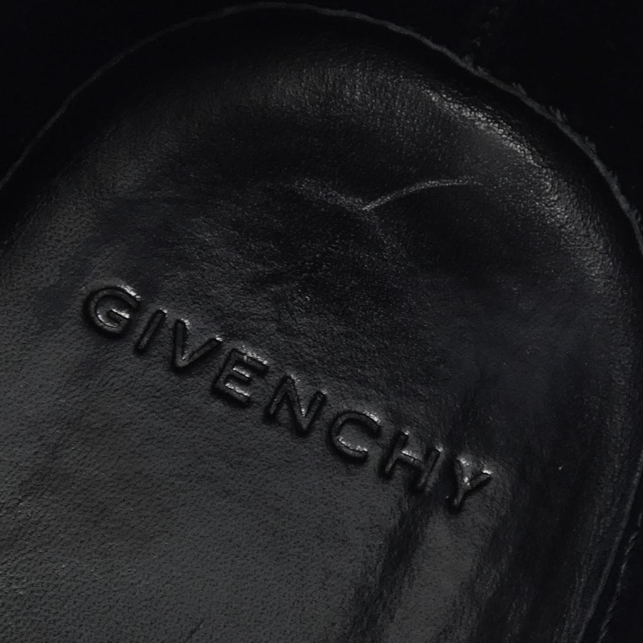 GIVENCHY运动鞋