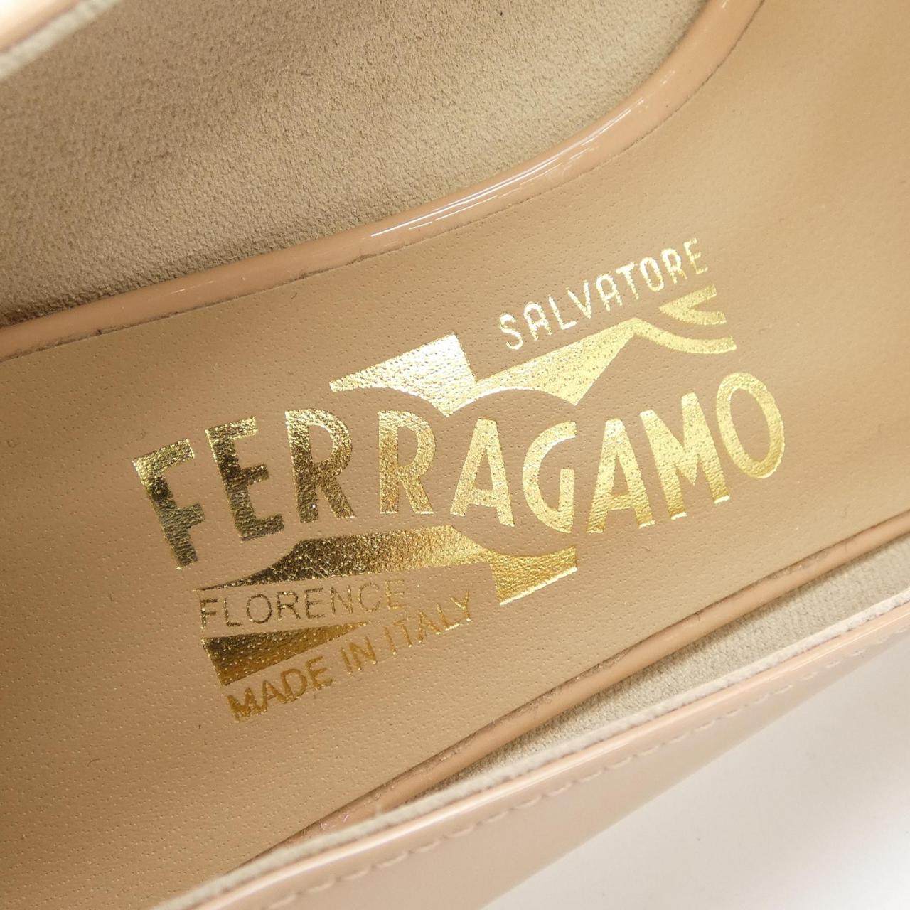 サルヴァトーレフェラガモ SALVATORE FERRAGAMO パンプス