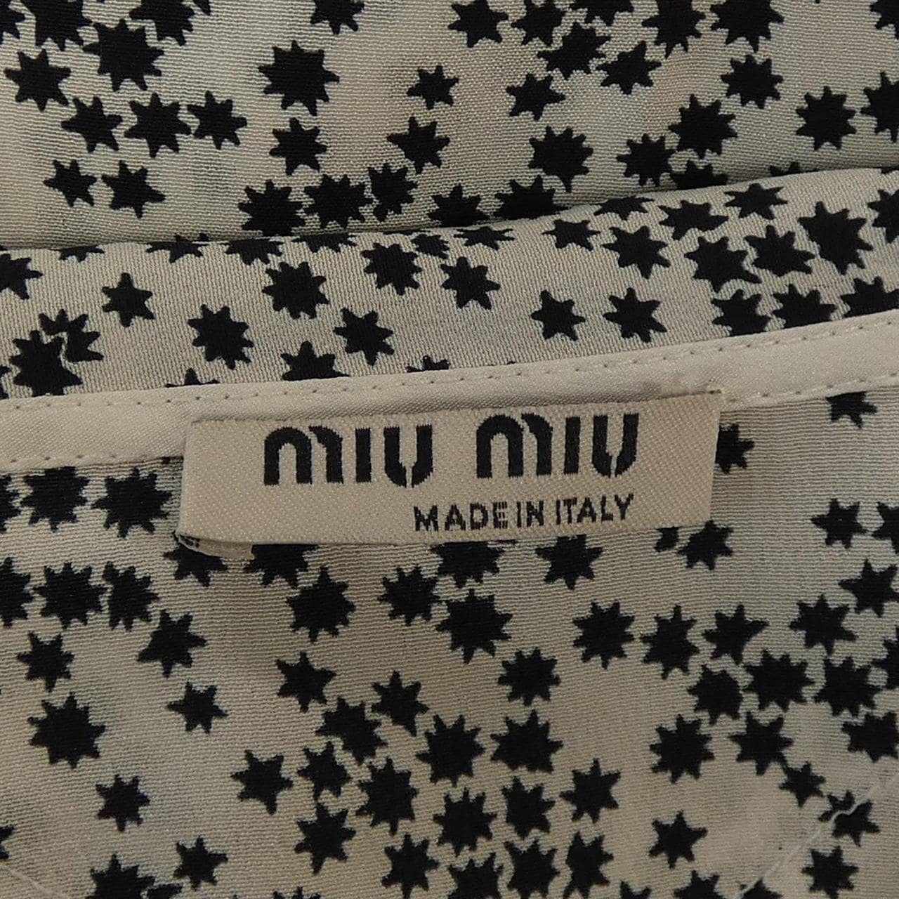 ミュウミュウ MIU MIU トップス