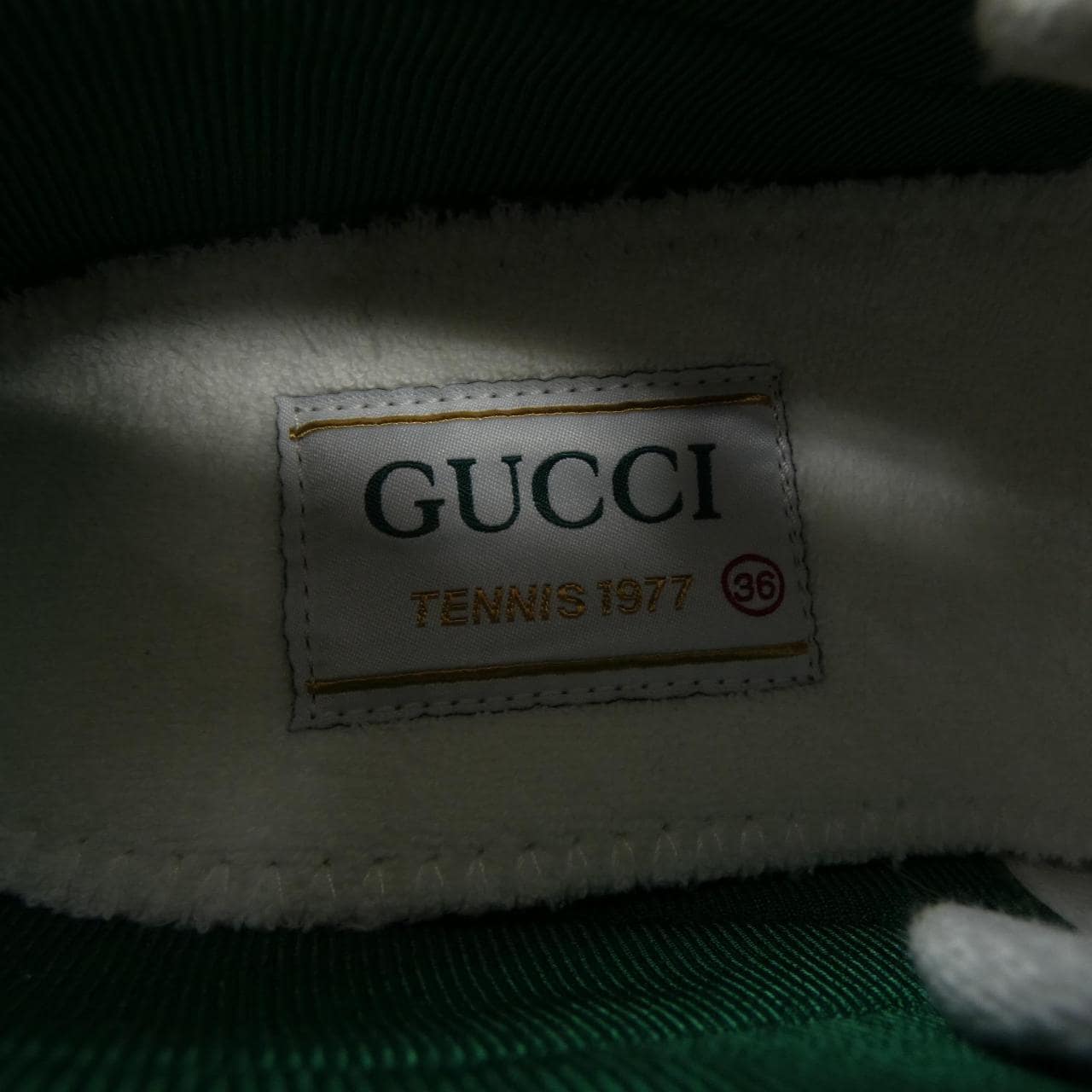 グッチ GUCCI スニーカー