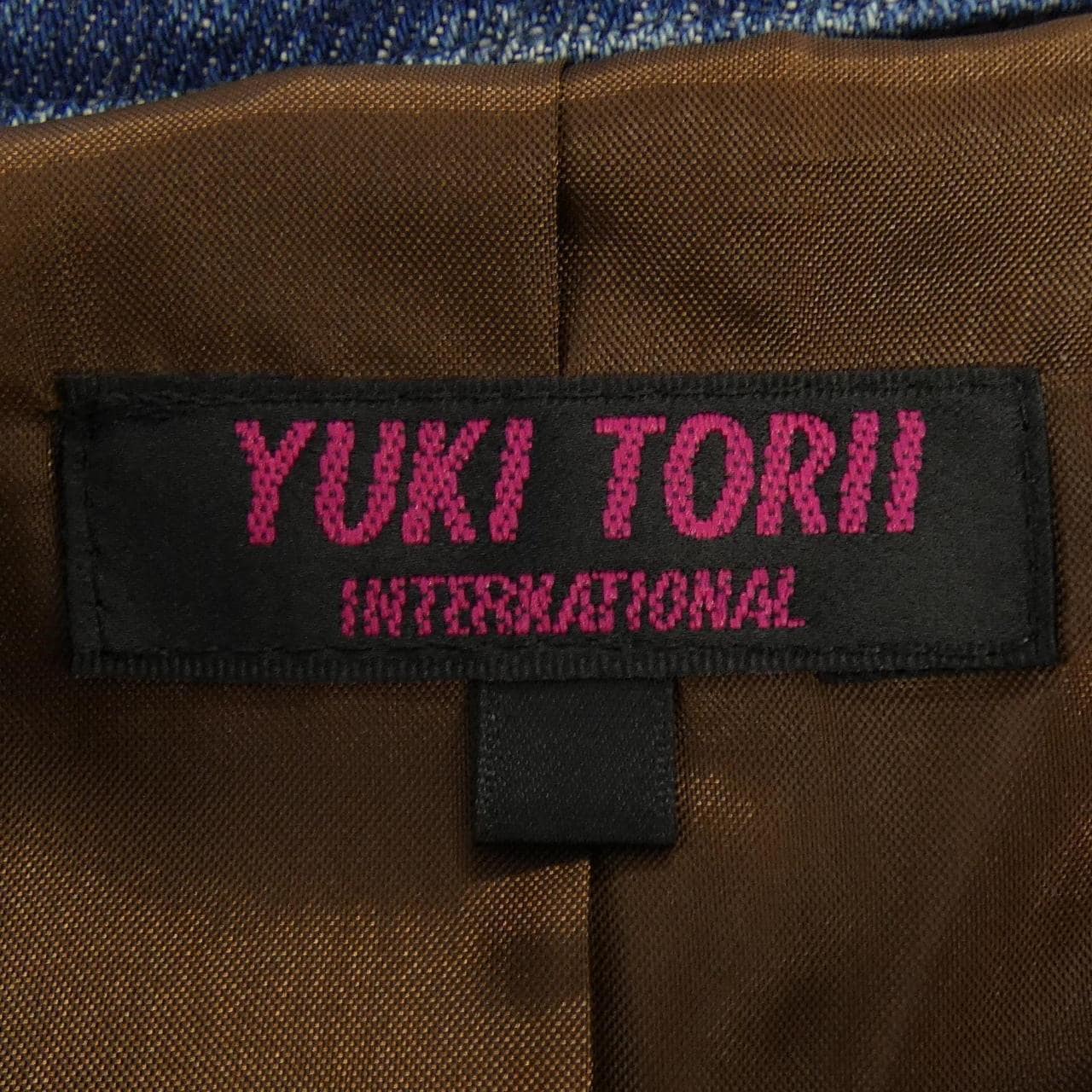 ユキトリイ YUKI TORII ジャケット