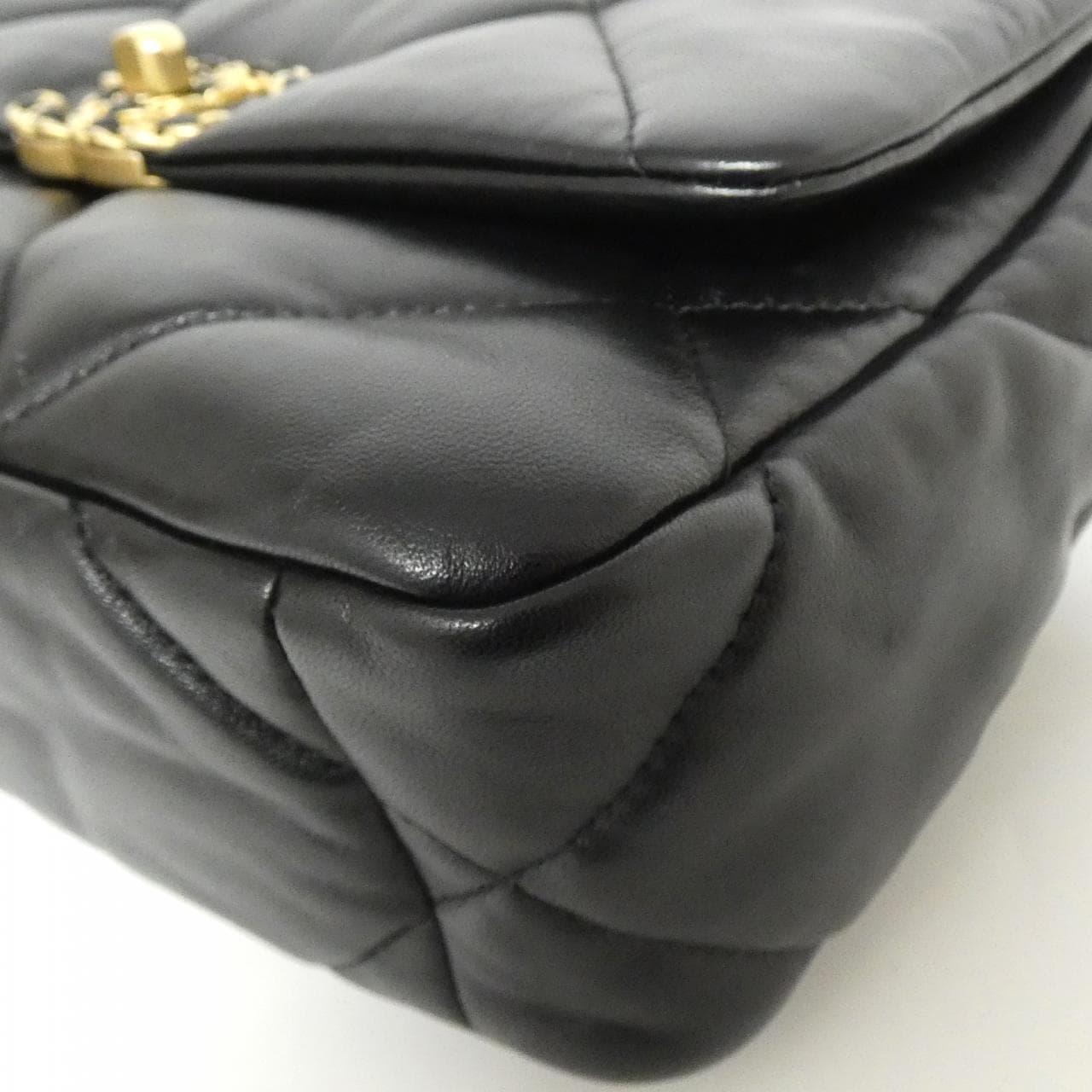 シャネル シャネル19 ライン AS1160 ショルダーバッグ