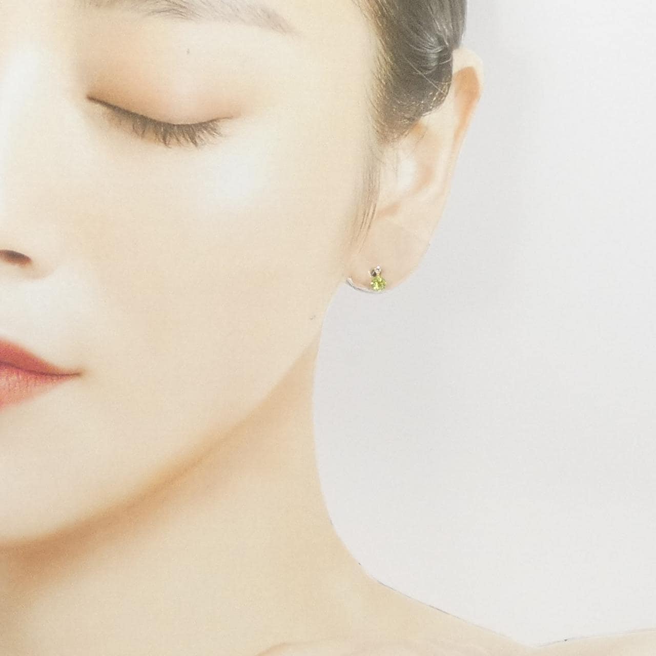 【新品】K18YG ペリドット ピアス