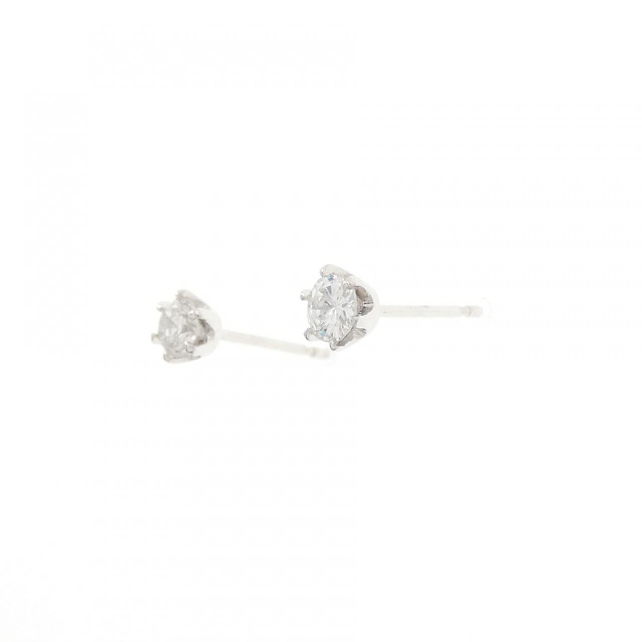 PT900 ソリティア ダイヤモンド ピアス 0.30CT