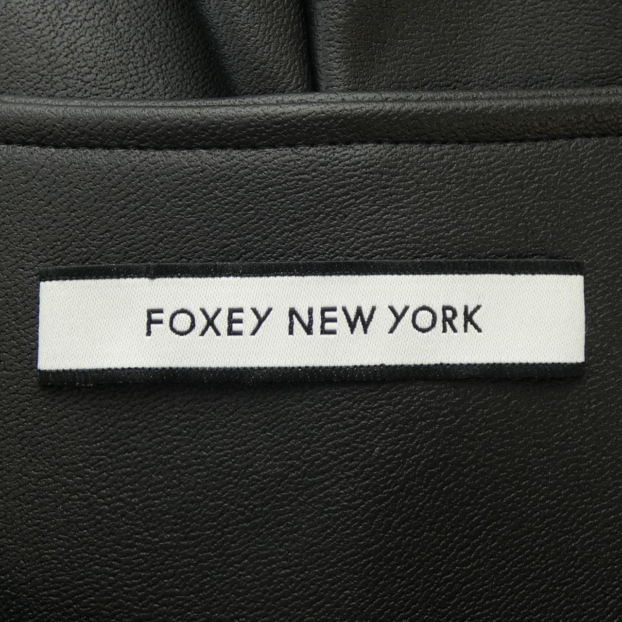 フォクシーニューヨーク FOXEY NEW YORK ショートパンツ