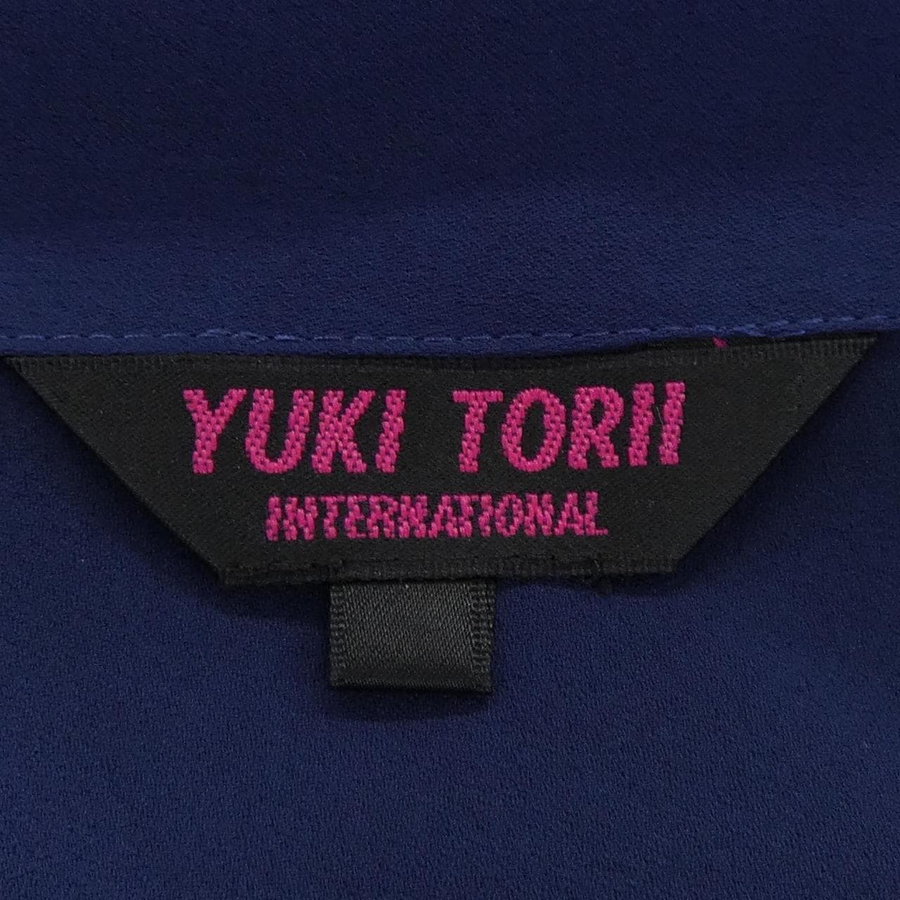 ユキトリイ YUKI TORII シャツ