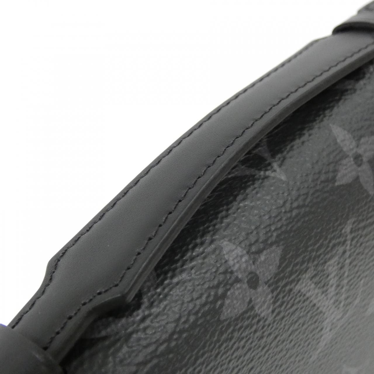 ルイヴィトン モノグラム エクリプス ジッピーXL M61698 財布