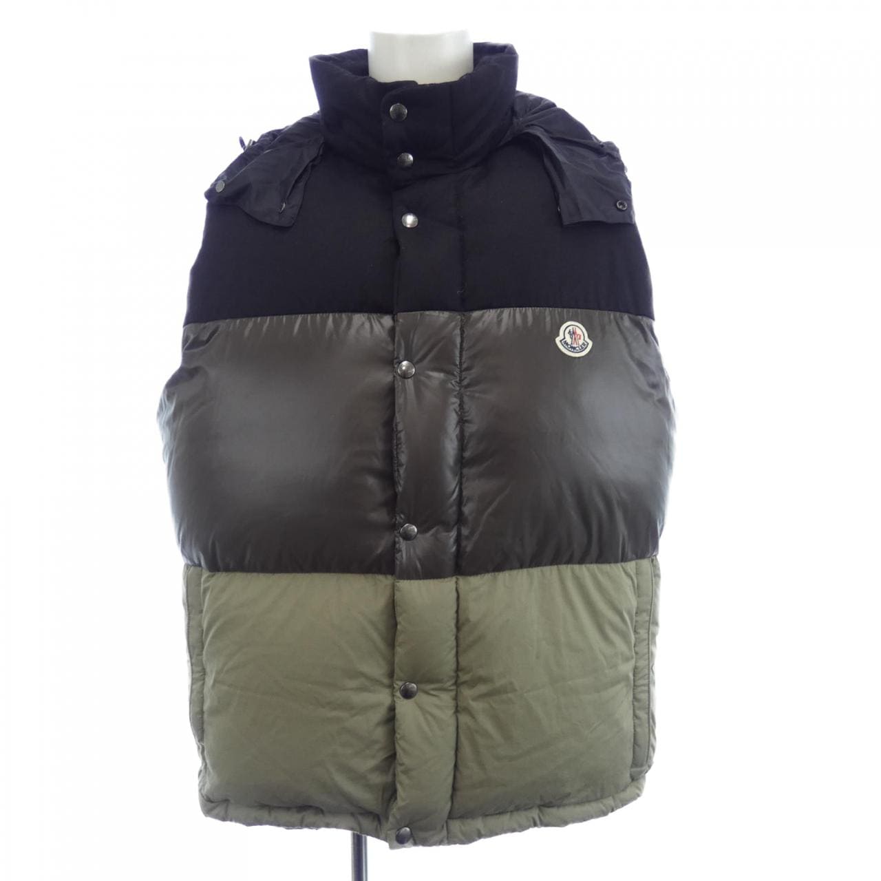 モンクレール MONCLER ダウンジャケット