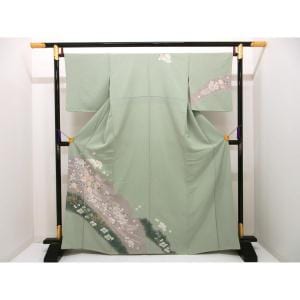 訪問着　金彩入り絞り加工