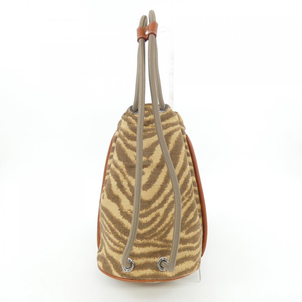 アヴァケーション A VACATION BAG