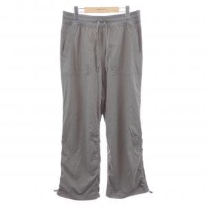 LULULEMON パンツ