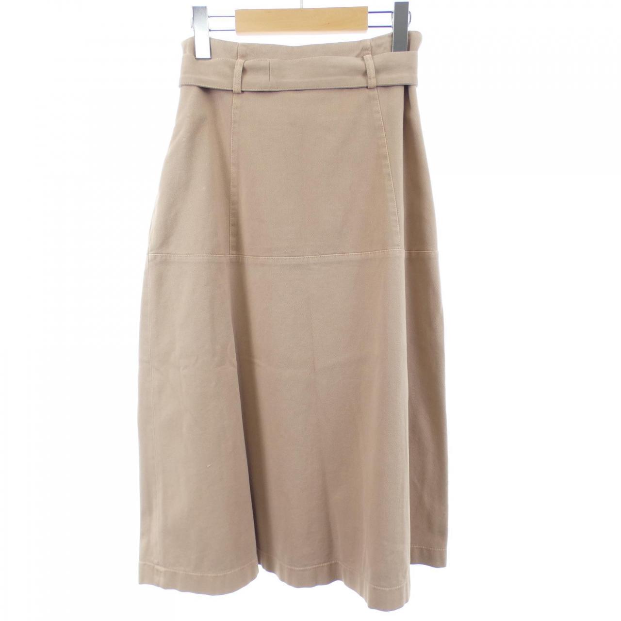 ペセリコ PESERICO スカート