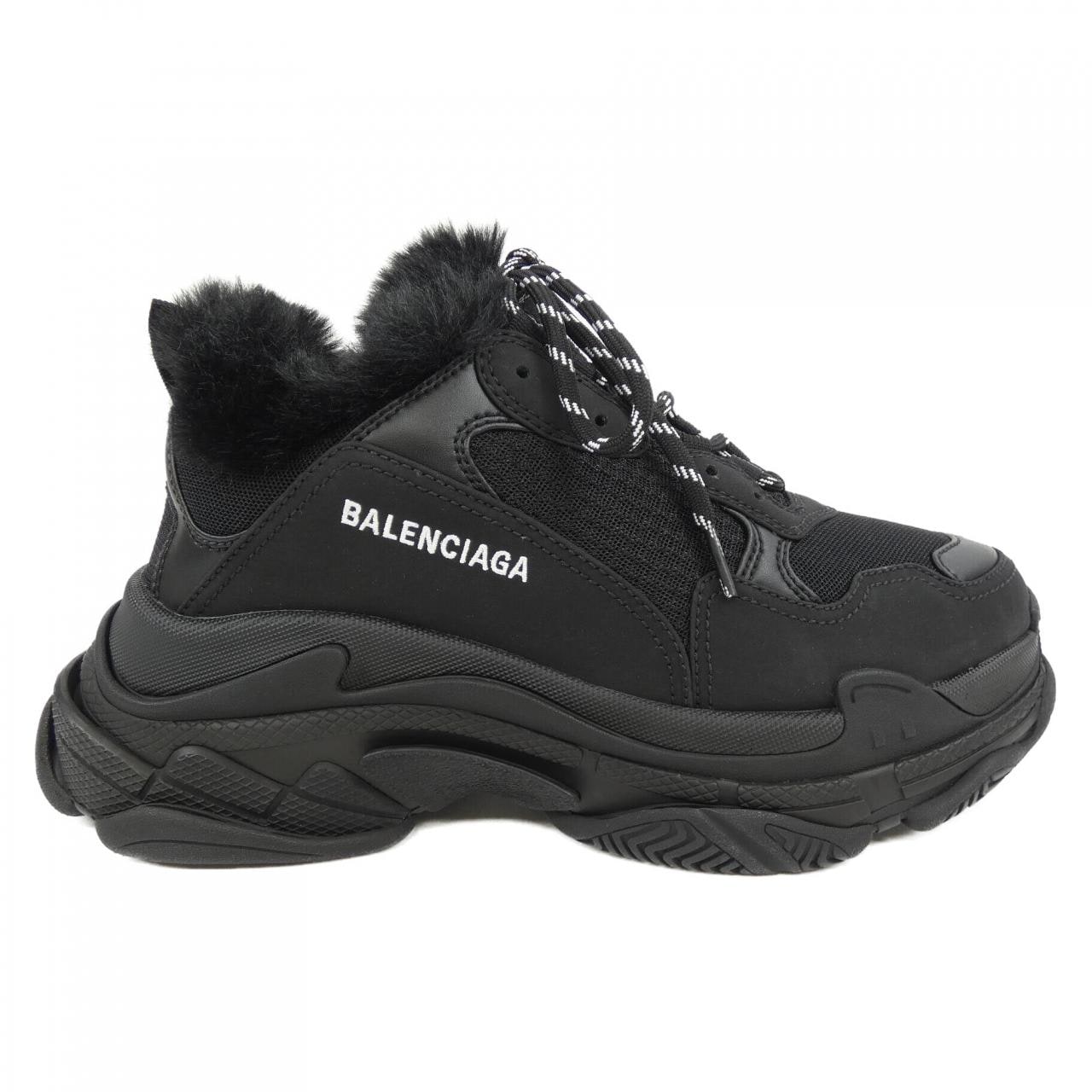 バレンシアガ BALENCIAGA TRIPLES 668563 スニーカー