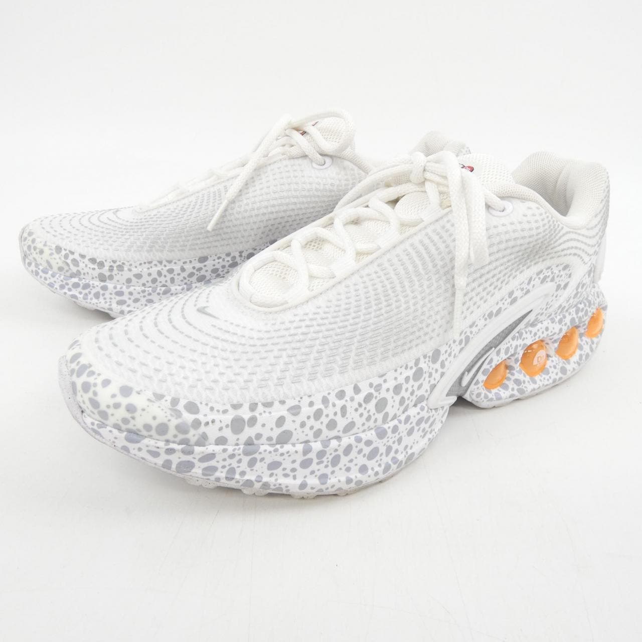 ナイキ NIKE HM0811-100 スニーカー