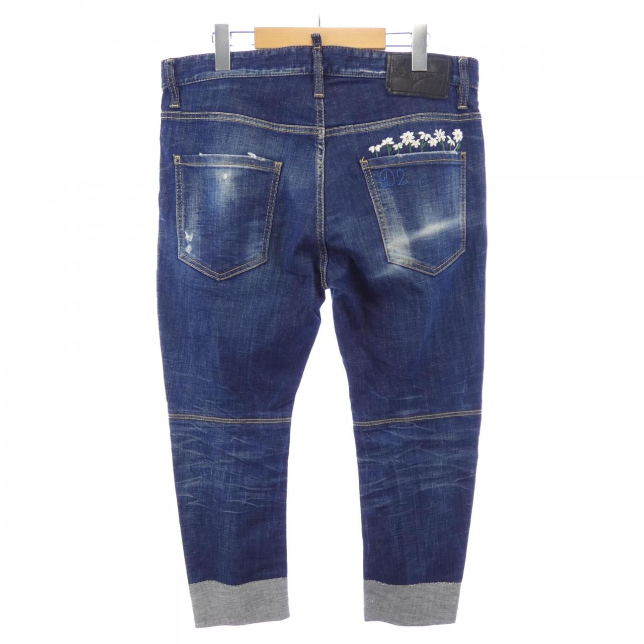 ディースクエアード DSQUARED2 S74LB1154 ジーンズ