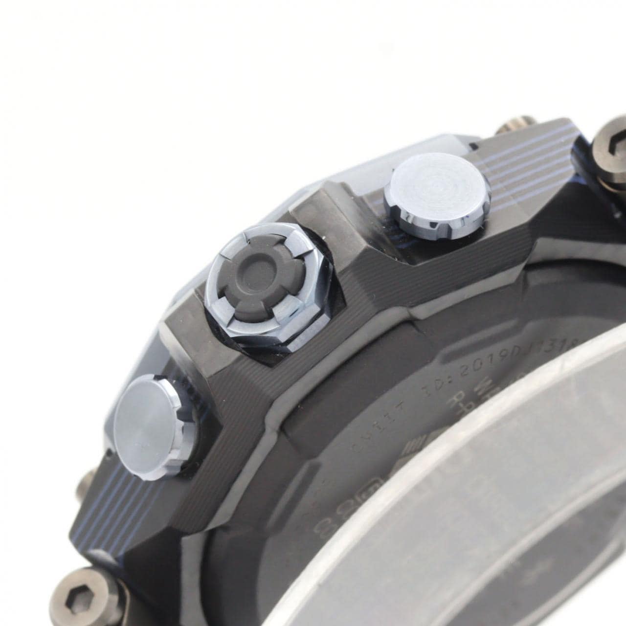 カシオ G-SHOCK･MT-G 電波時計 MTG-B2000YBD-2AJF SSxカーボン ソーラークォーツ