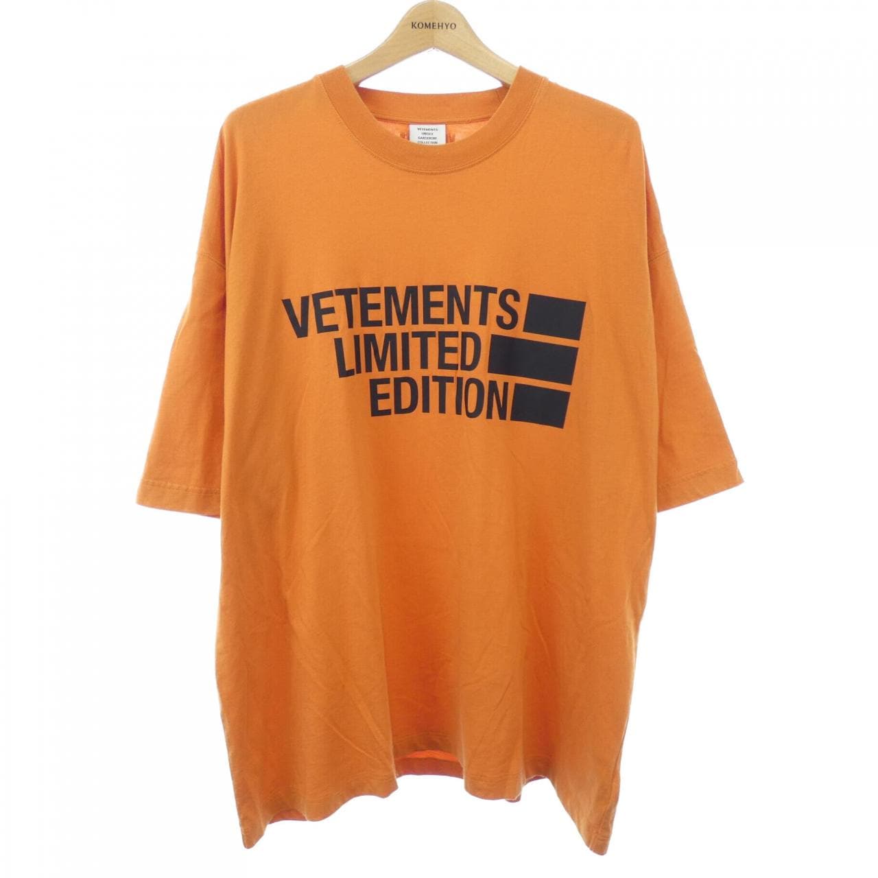 ヴェトモン VETEMENTS Tシャツ