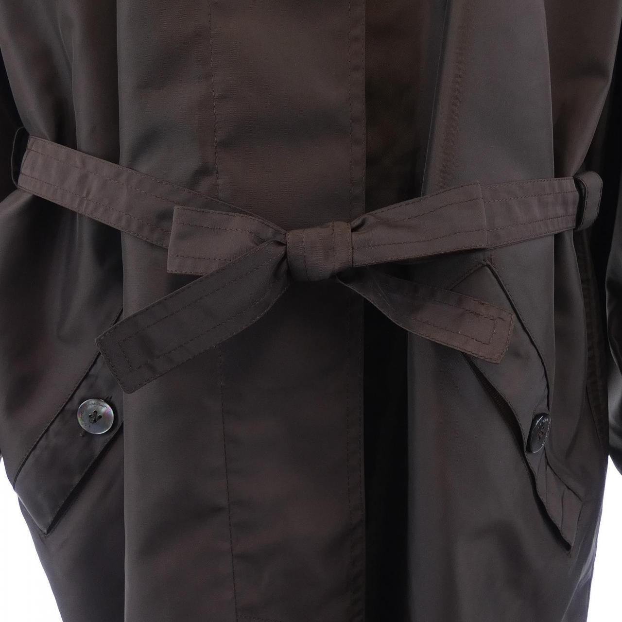 サルヴァトーレフェラガモ SALVATORE FERRAGAMO コート