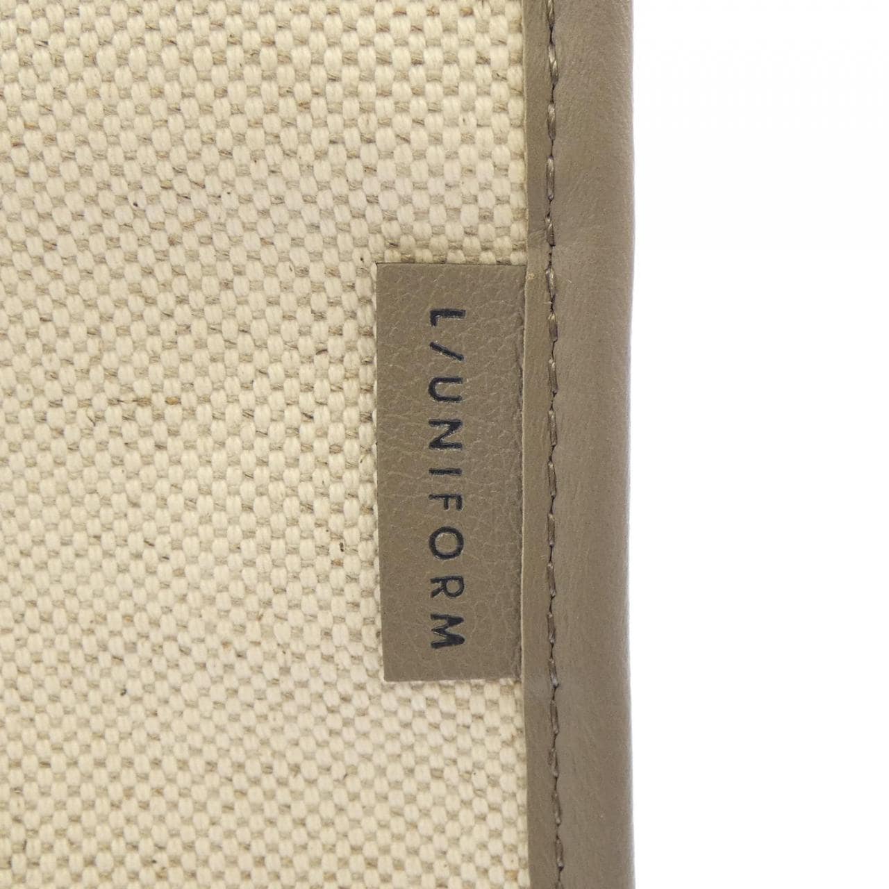 L/UNIFORM BAG