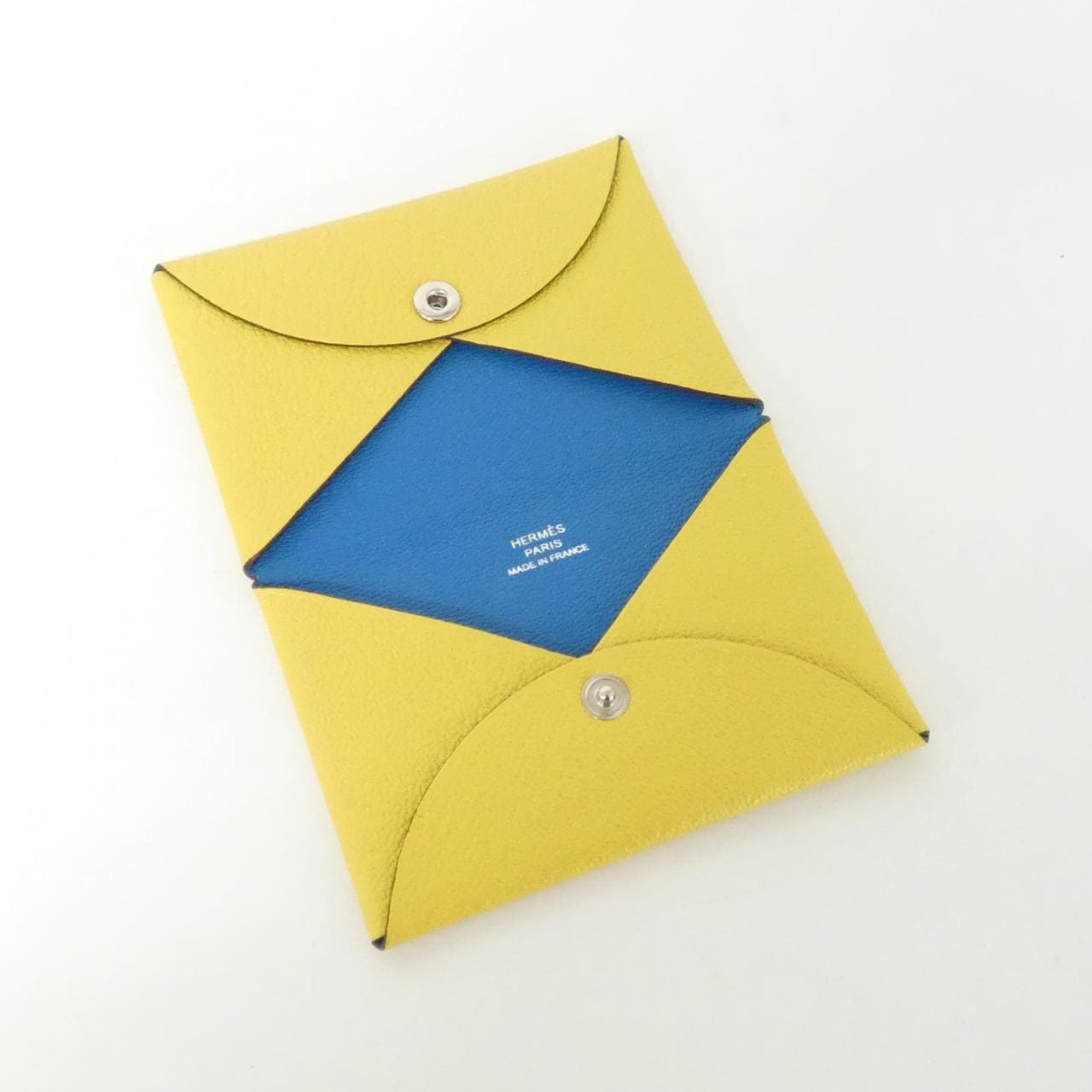 エルメス カルヴィ ヴェルソ 078476CK カードケース