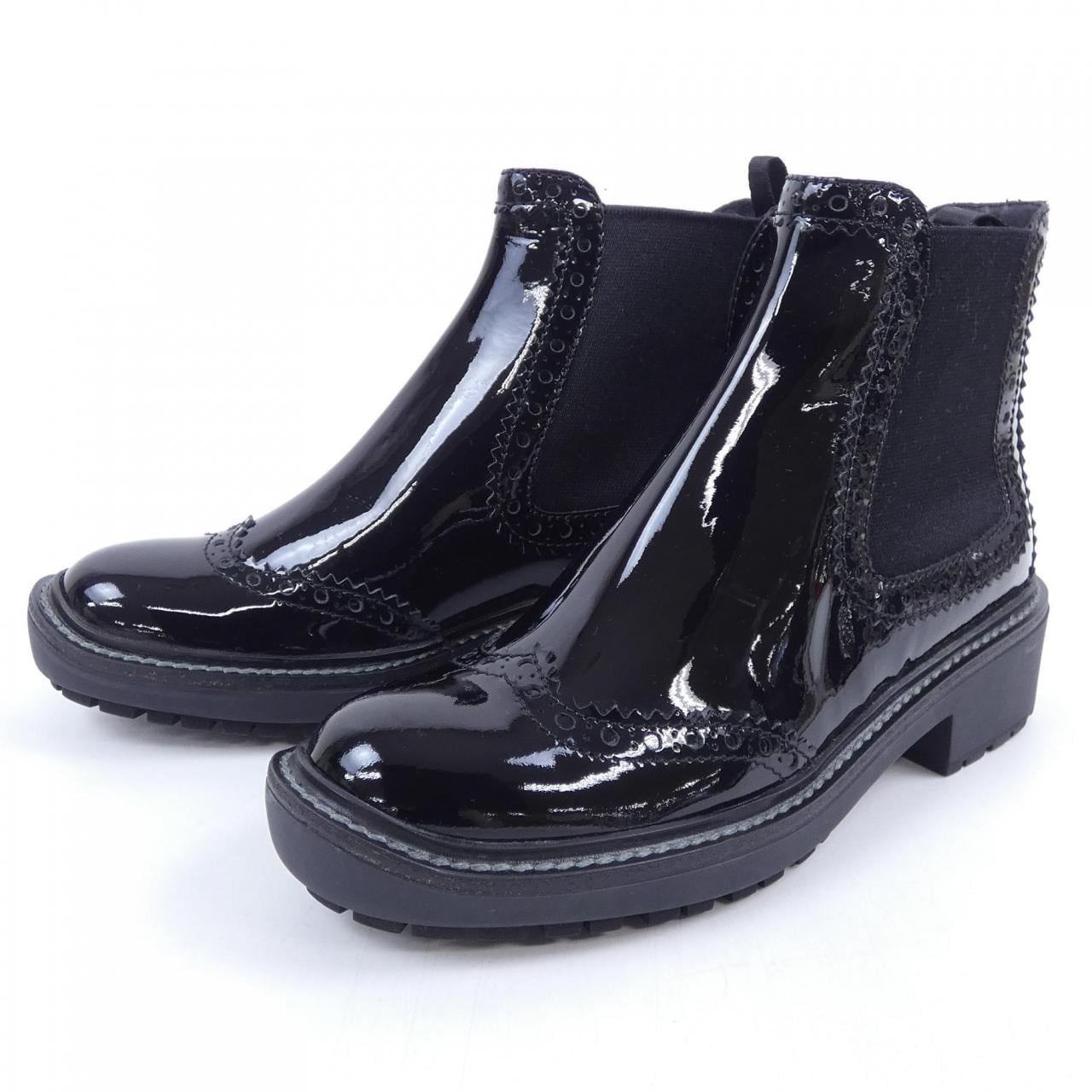 ミュウミュウ MIU MIU ブーツ