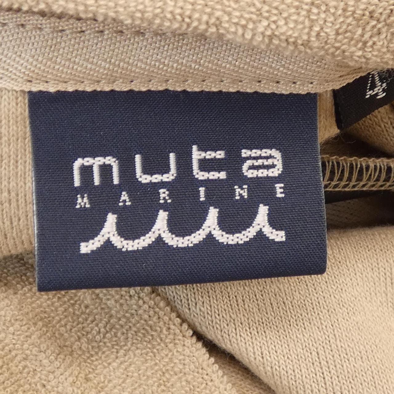 ムータ MUTA トップス