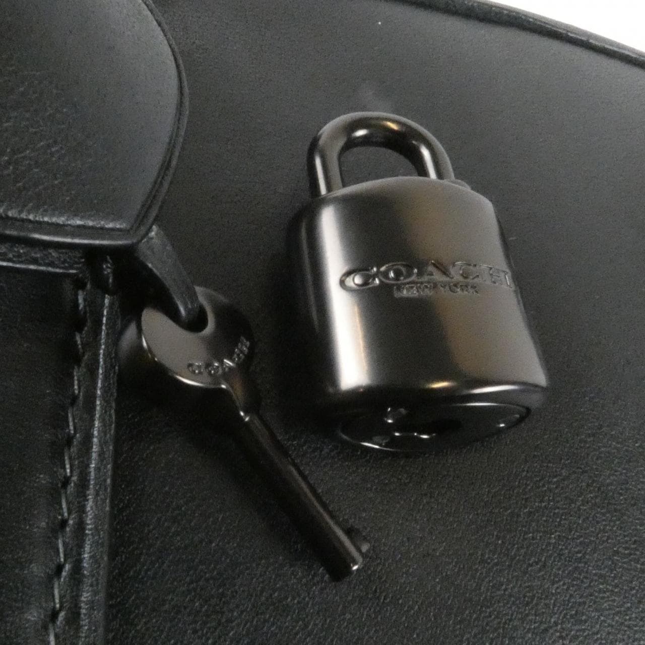 コーチ CY409 バッグ