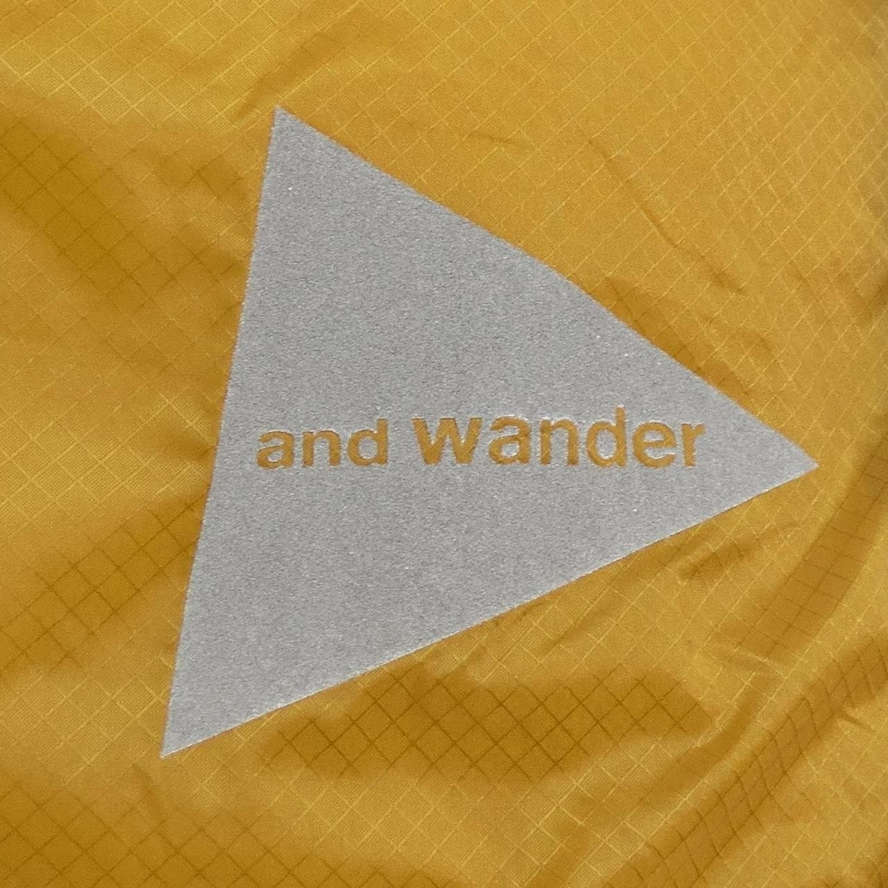 アンドワンダー and wander BACKPACK