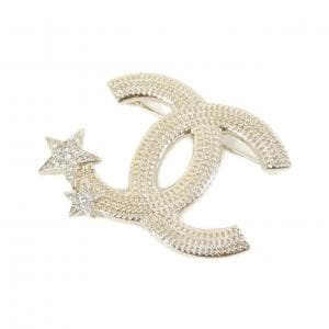 CHANEL brooch