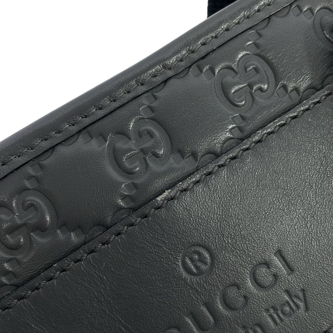 グッチ 268175 AF65N バッグ