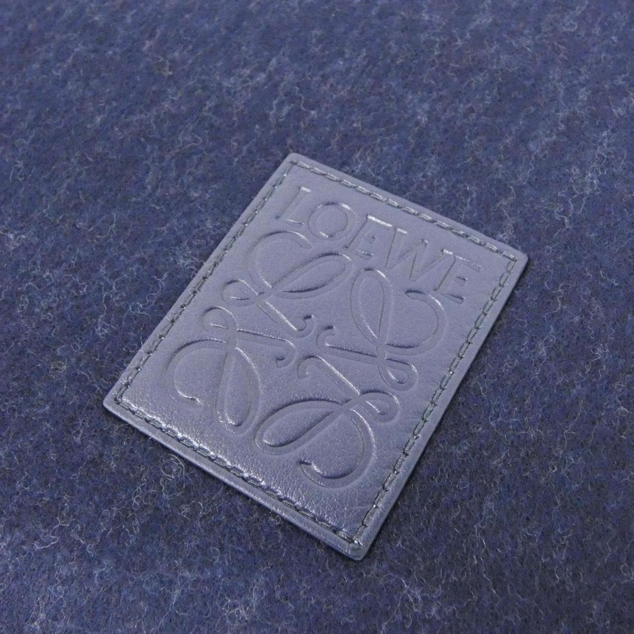 【新品】ロエベ F811251X06 マフラー