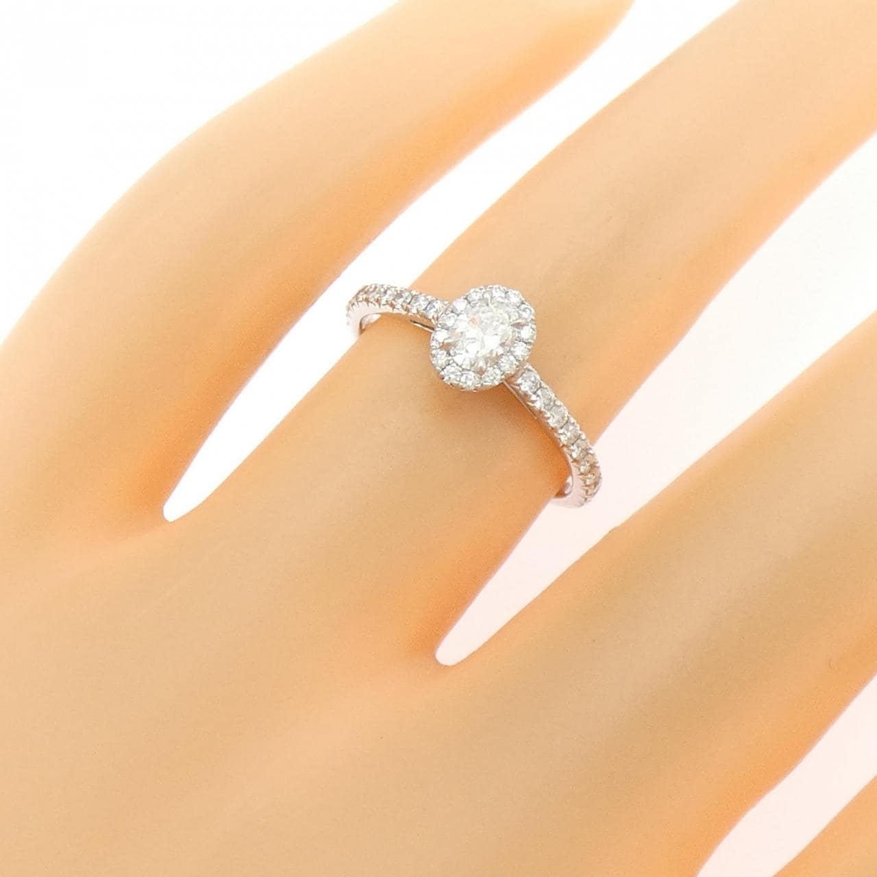 ティファニー ソレスト オーバル リング 0.18CT