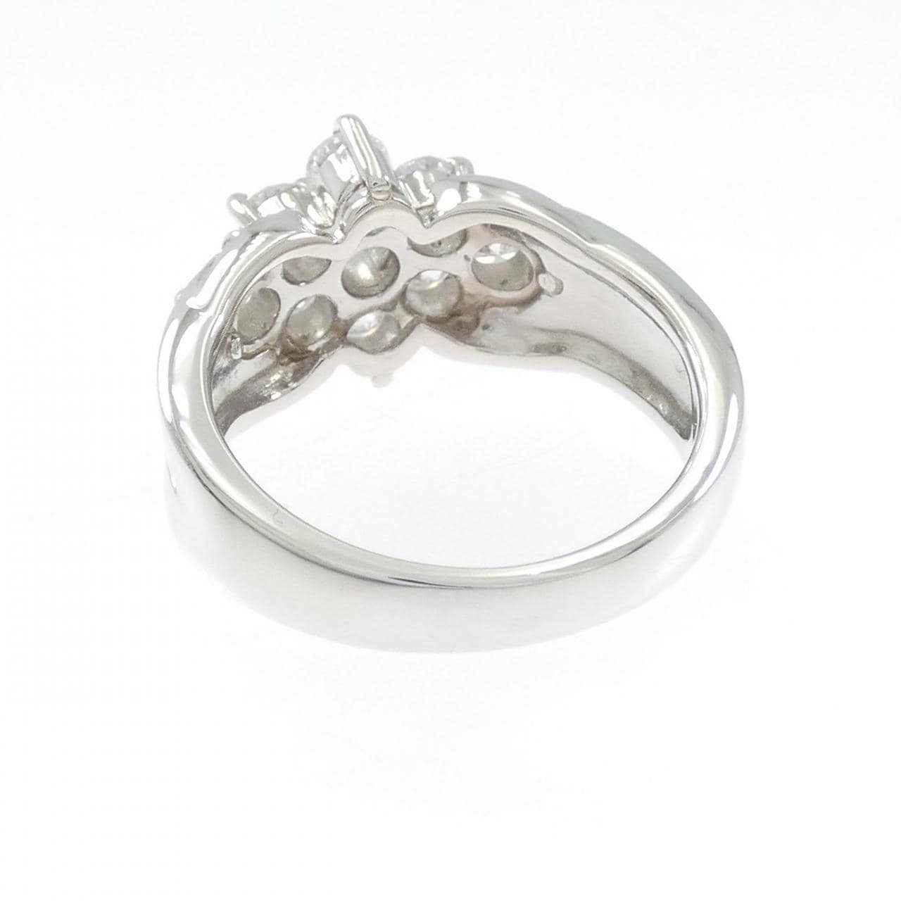 PT900 フラワー ダイヤモンド リング 1.04CT