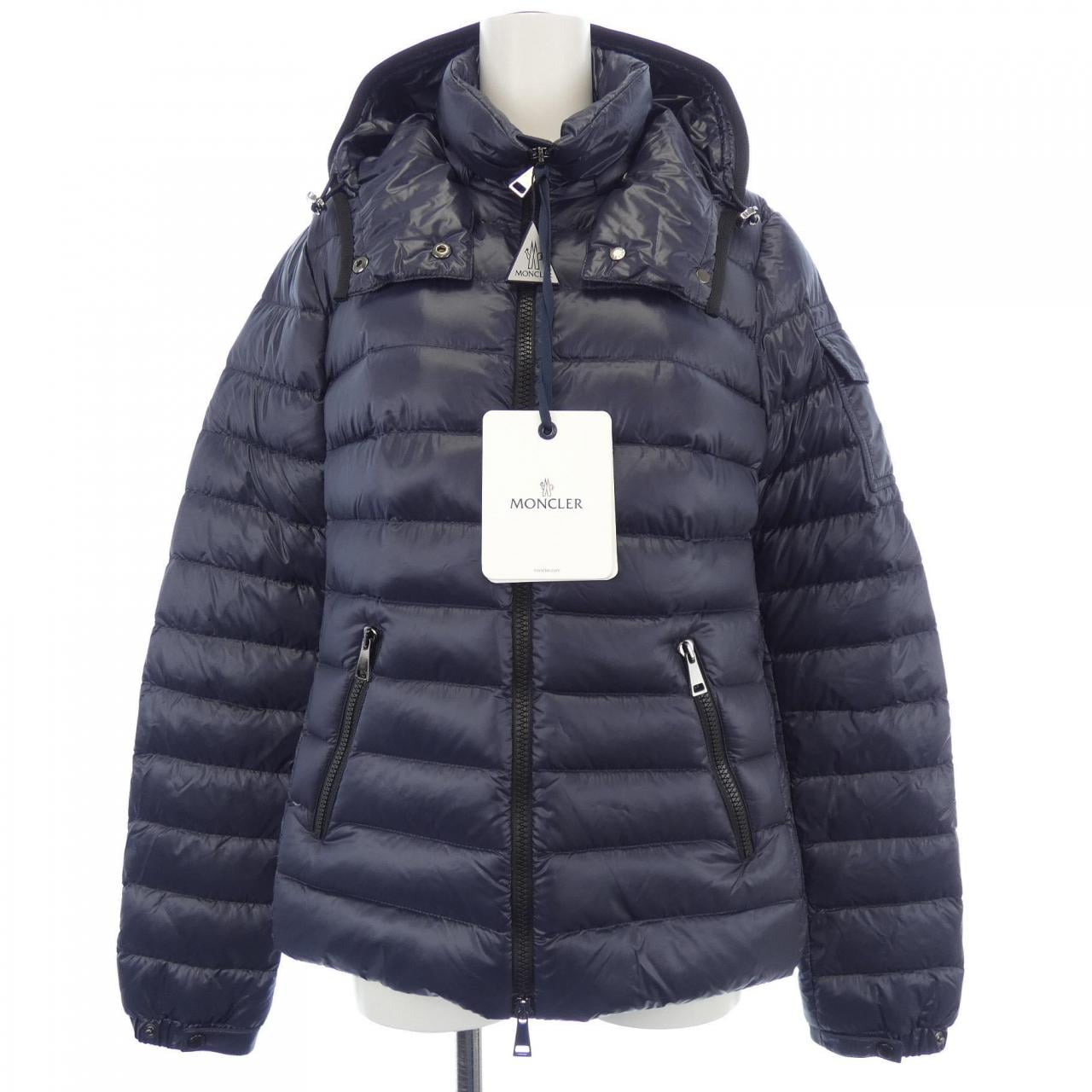 モンクレール MONCLER ダウンジャケット