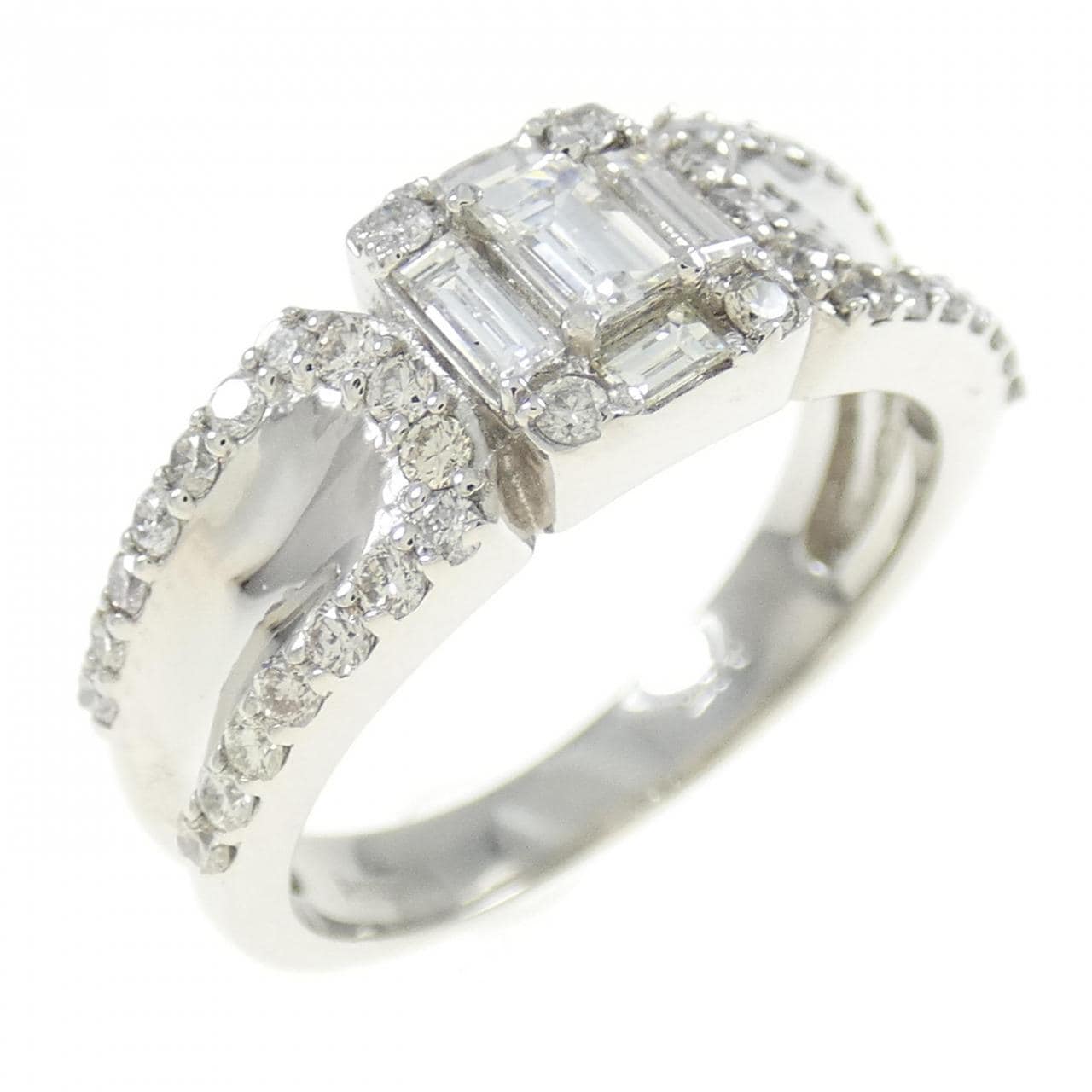 【新品】PT ダイヤモンド リング 0.70CT