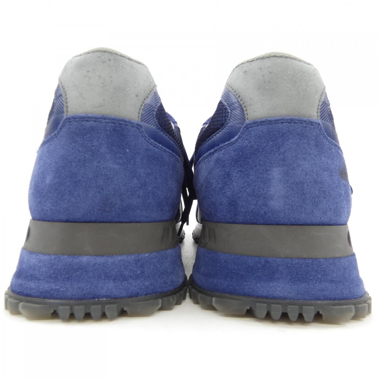 LOUIS LOUIS VUITTON sneakers