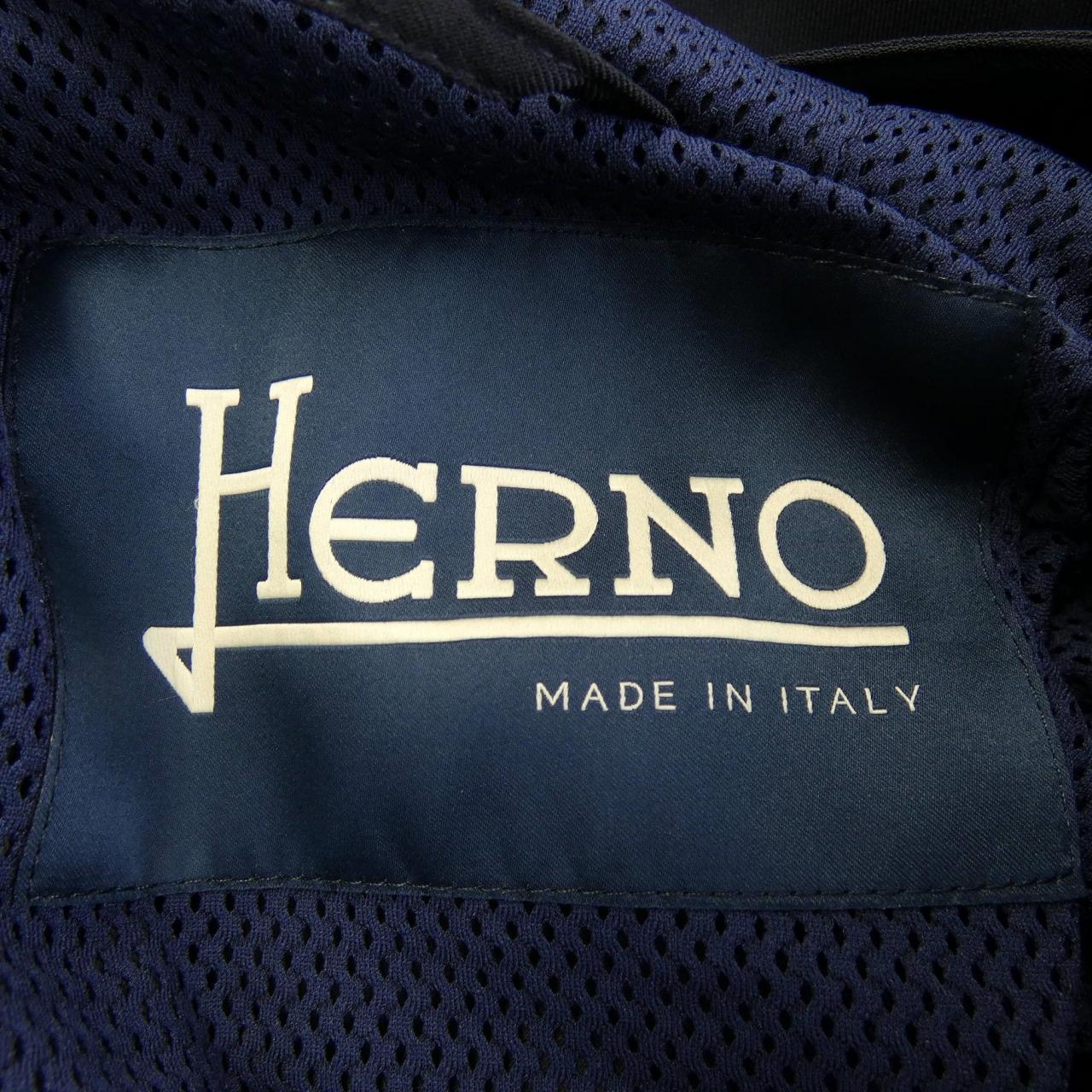 ヘルノ Herno ブルゾン