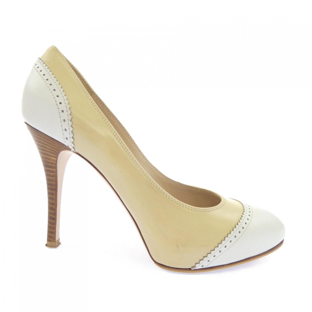 ジャンヴィトロッシ GIANVITO ROSSI パンプス