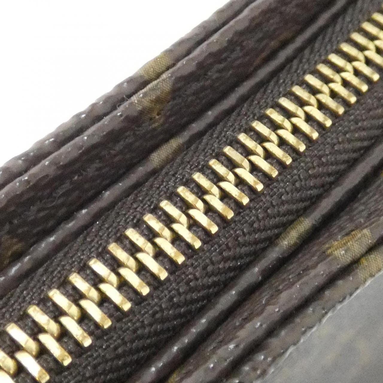 ルイヴィトン モノグラム ルーピング MM M51146 ショルダーバッグ