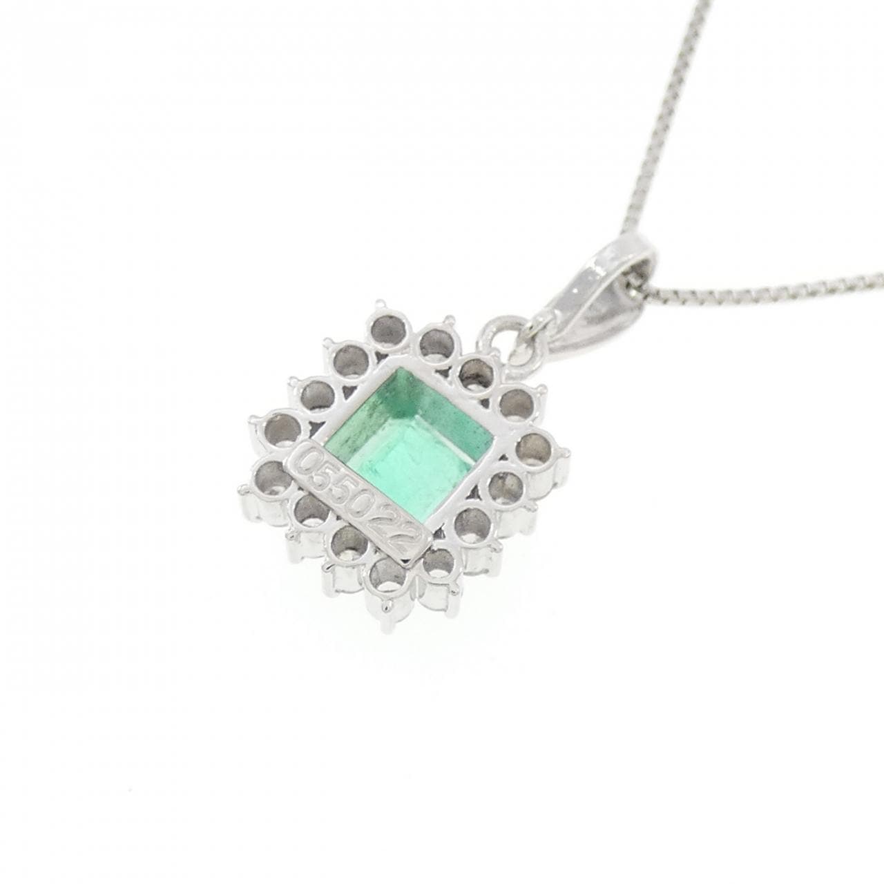 PT900/PT850 エメラルド ネックレス 0.55CT