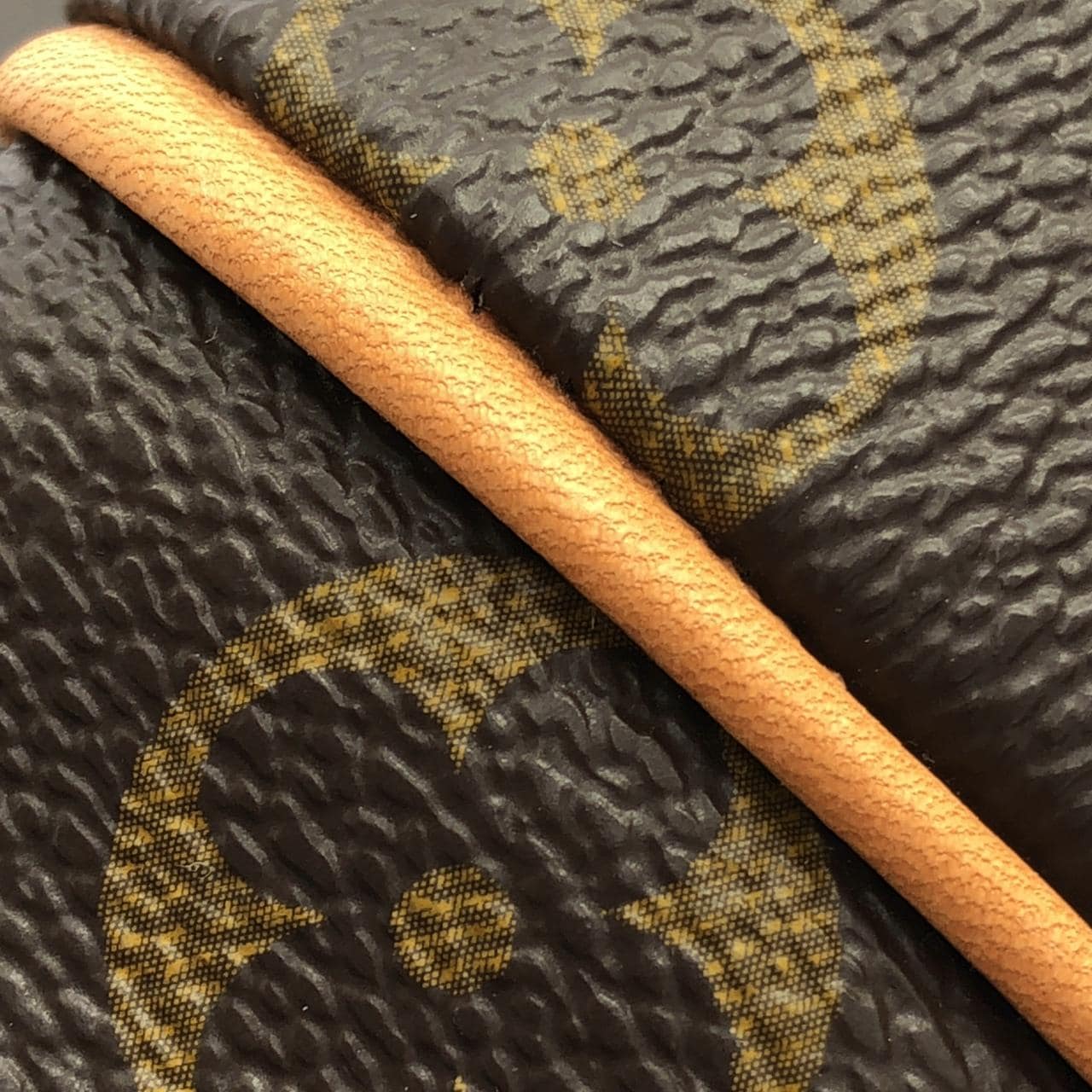 ルイヴィトン モノグラム トータリー MM M41015 バッグ