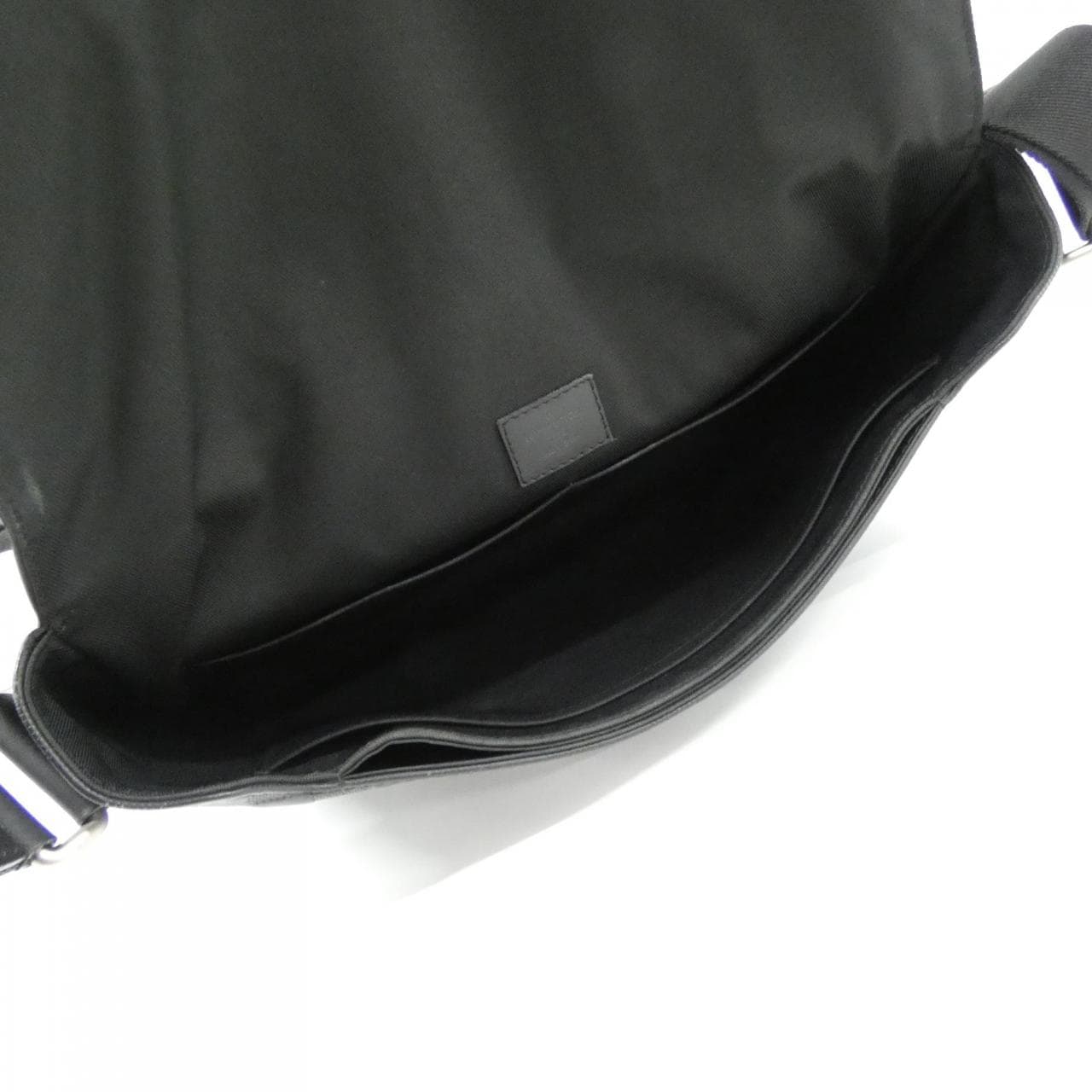 ルイヴィトン ダミエ アンフィニ ディストリクト MM N41038 ショルダーバッグ