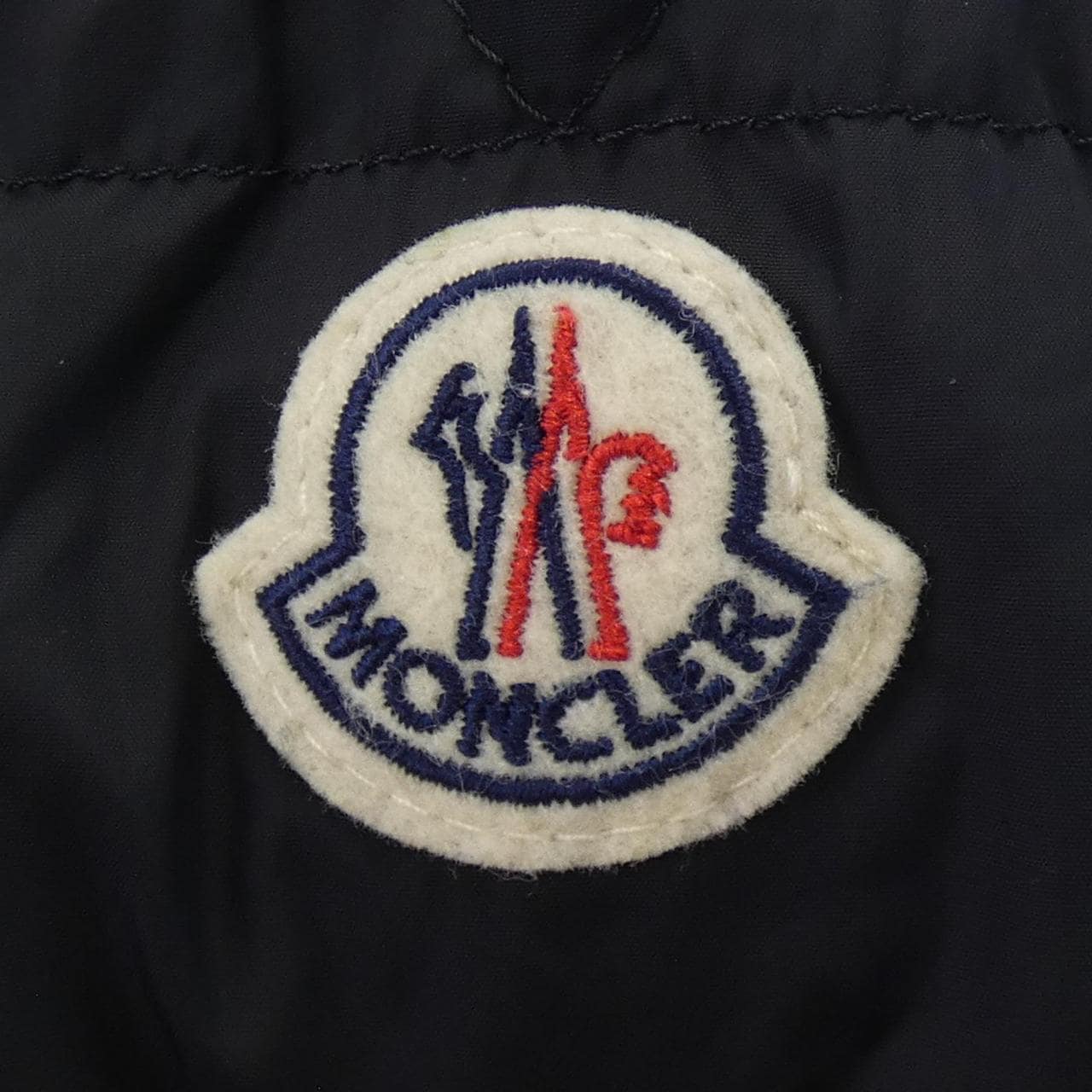 モンクレール MONCLER ダウンジャケット