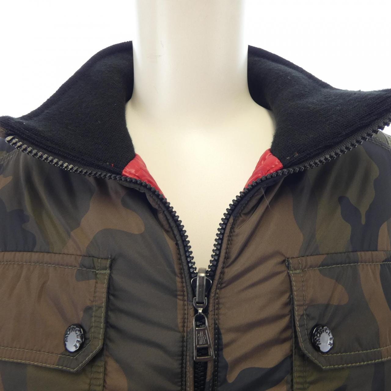 モンクレール MONCLER ダウンジャケット