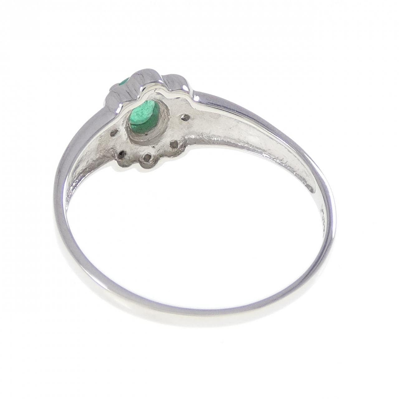 PT900 エメラルド リング