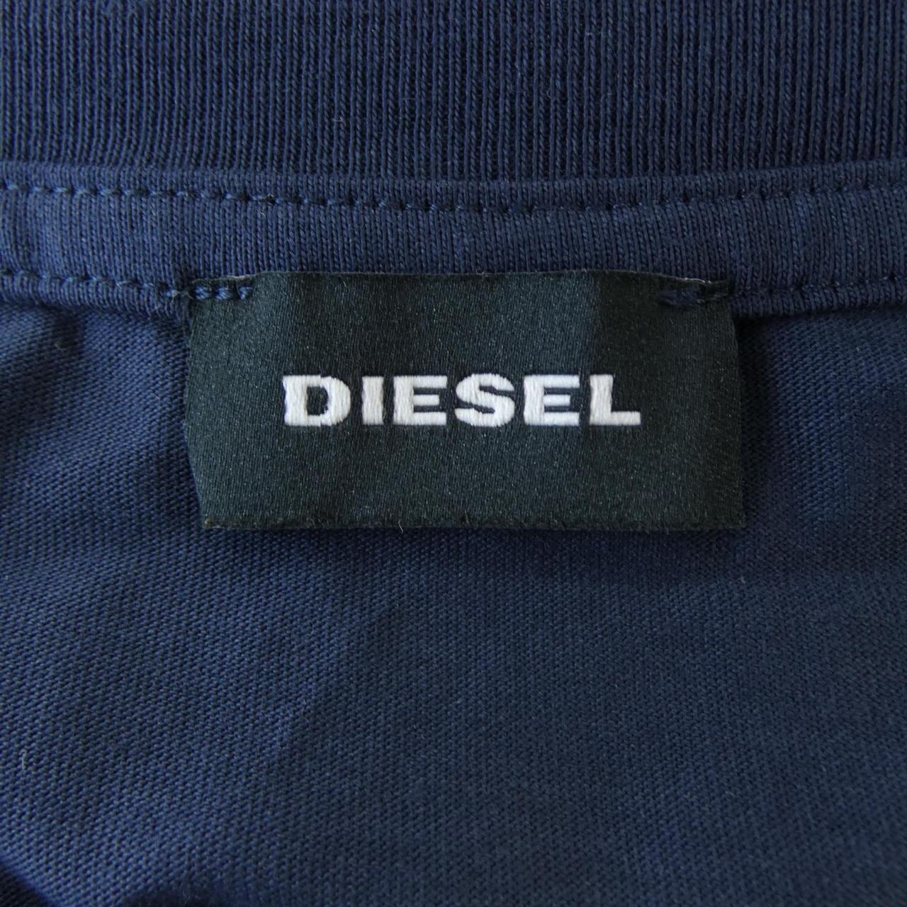 ディーゼル DIESEL Tシャツ