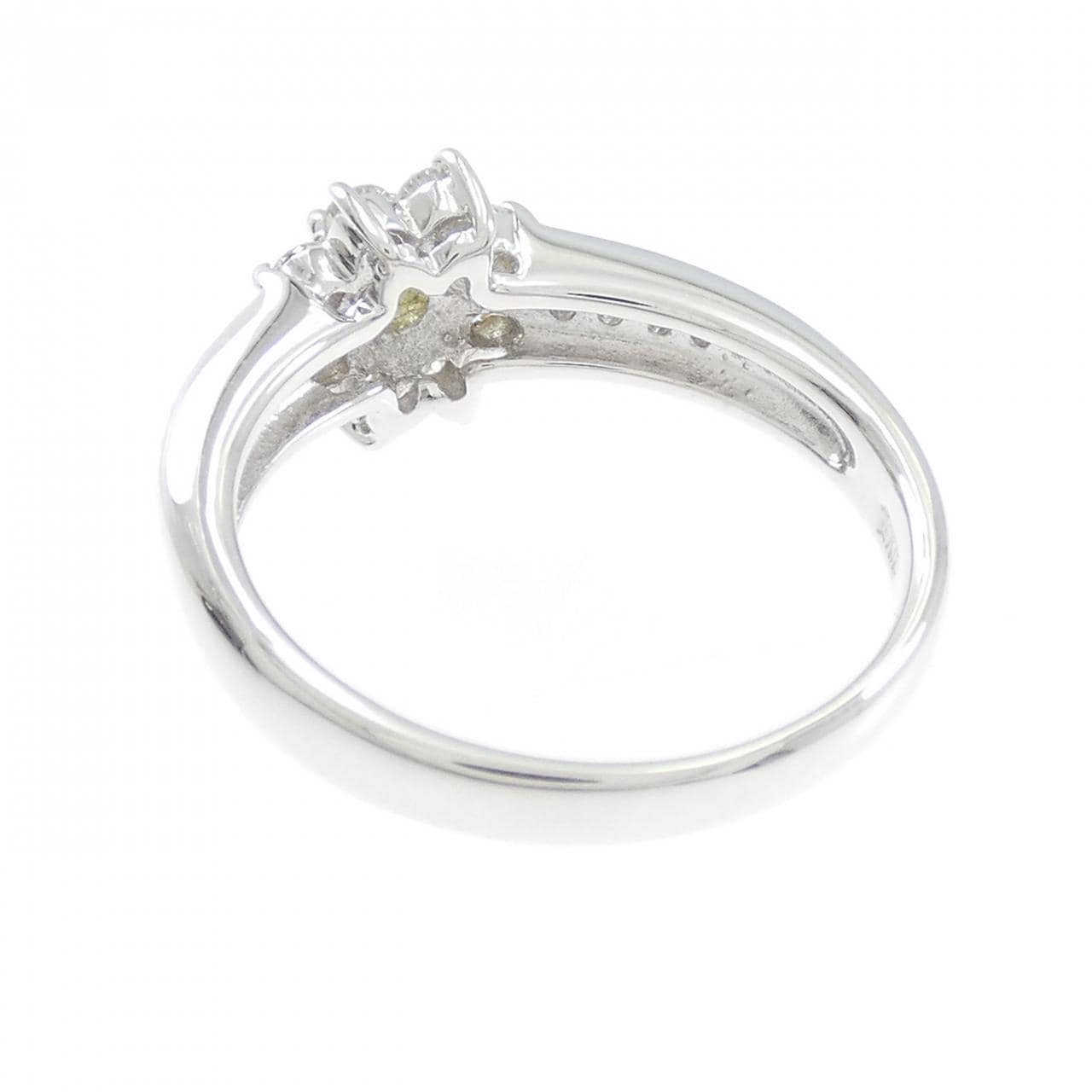 K18WG フラワー ダイヤモンド リング 0.17CT