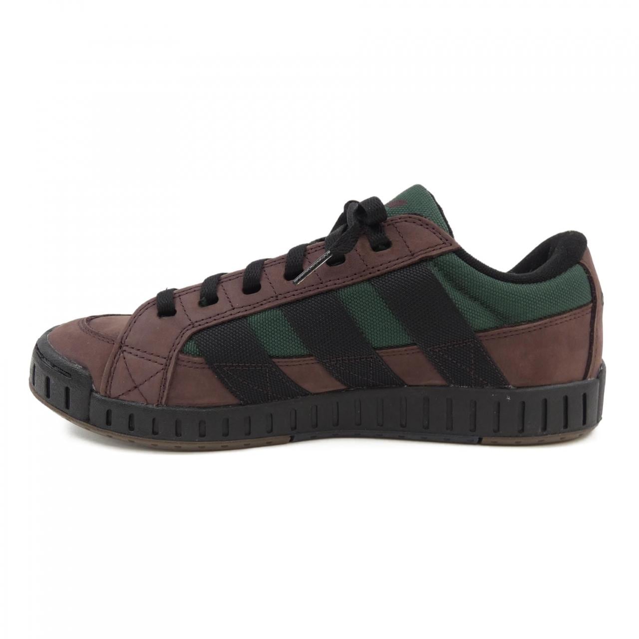 アディダス ADIDAS スニーカー