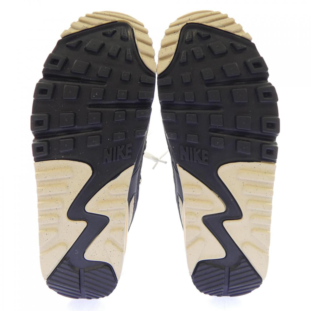 ナイキ NIKE IF1619-100 スニーカー