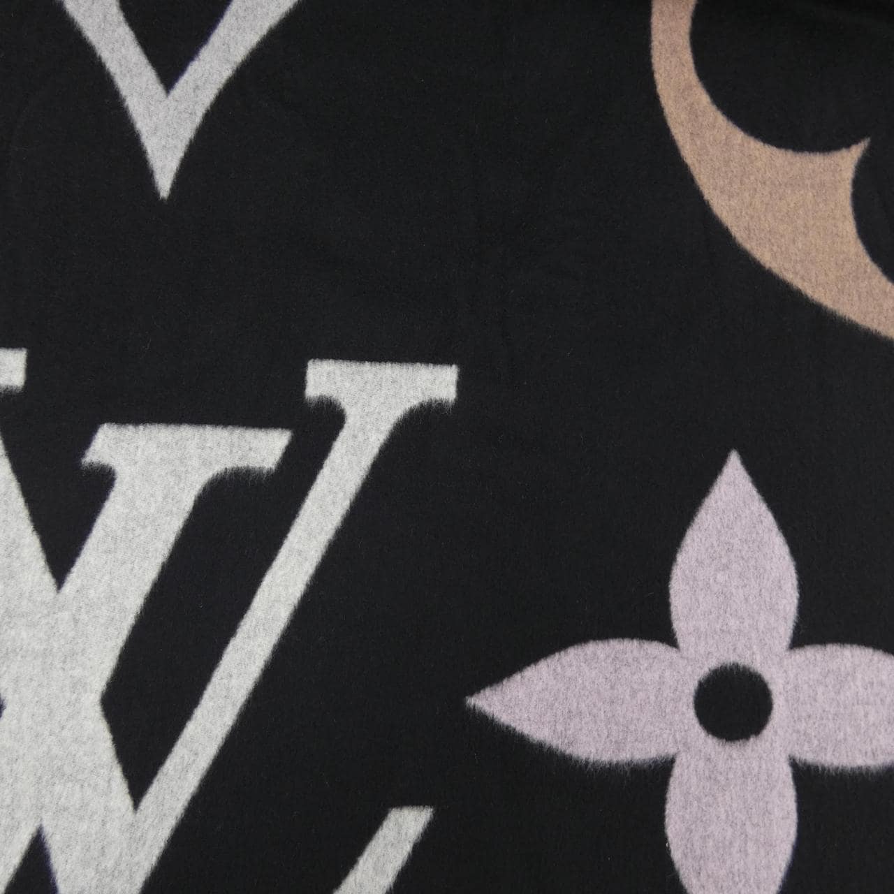 ルイヴィトン LOUIS VUITTON ジ アルティメット M76383 STOLE